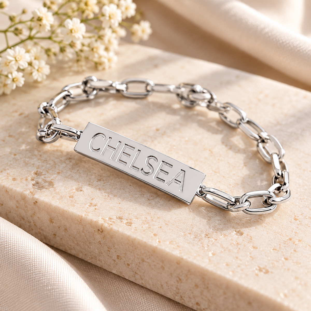 Personalized Nameplate Chain Bracelet